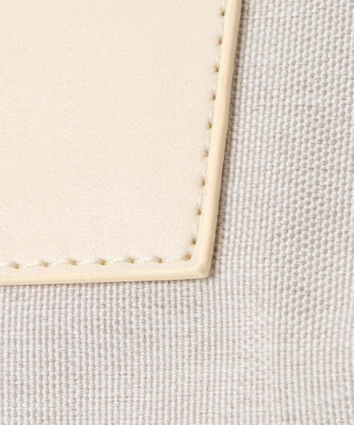 LBC(エルビーシー)の「3WAYフロントポケットマルシェバッグ(ショルダーバッグ・レディース・オフホワイト/ブラック/ダークオリーブ・FREE)」の20枚目の写真