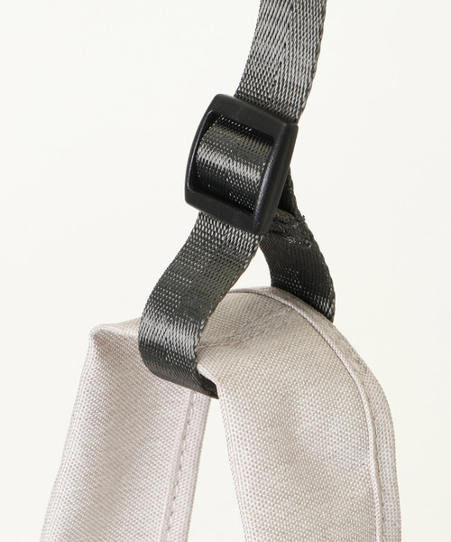 LBC(エルビーシー)の「3WAYフロントポケットマルシェバッグ(ショルダーバッグ・レディース・オフホワイト/ブラック/ダークオリーブ・FREE)」の14枚目の写真