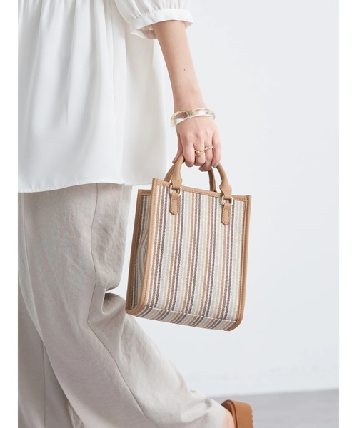 earth music&ecology（アースミュージックアンドエコロジー）の「【TGC着用】ストライプシートショルダーバッグ（ショルダーバッグ・レディース・ベージュ/オレンジ・FREE）」の4枚目の写真