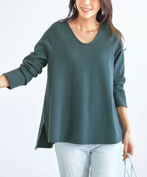STYLE DELI（スタイルデリ）の「ゆるVネックAラインカットソートップス（Tシャツ/カットソー）」