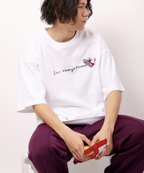 RE730（アールイーセブンサーティー）の「RE730 なみおくんビッグシルエット半袖Ｔシャツ（Tシャツ/カットソー・メンズ・ブラック系その他4/ブラック系その他5/ホワイト/ブラック/ホワイト系その他/ブラック系その他/ホワイト系その他2/ブラック系その他2/ホワイト系その他3/ブラック系その他3/ホワイト系その他4/ホワイト系その他5・M/L/XL）」の5枚目の写真