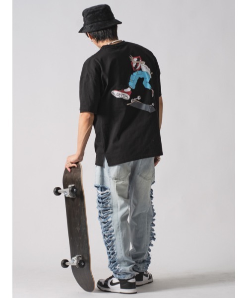 RE730（アールイーセブンサーティー）の「RE730 なみおくんビッグシルエット半袖Ｔシャツ（Tシャツ/カットソー・メンズ・ブラック系その他4/ブラック系その他5/ホワイト/ブラック/ホワイト系その他/ブラック系その他/ホワイト系その他2/ブラック系その他2/ホワイト系その他3/ブラック系その他3/ホワイト系その他4/ホワイト系その他5・M/L/XL）」の18枚目の写真