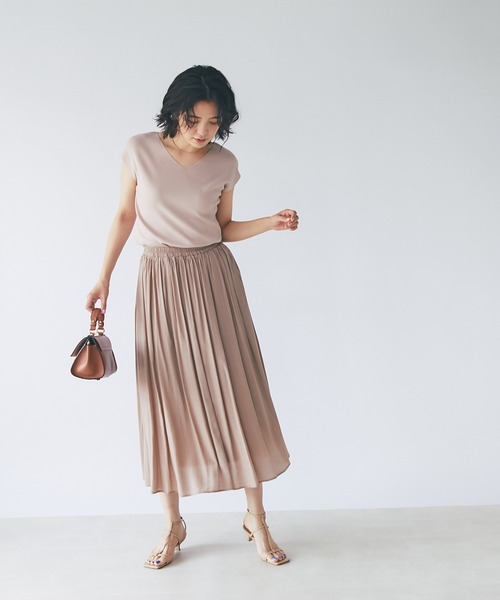 RIVE DROITE(リヴドロワ)の「クールタッチUVフレンチスリーブニット(ニット/セーター・レディース・オフホワイト/チャコールグレー/ライトグレー/サーモンピンク/ブルー/ブラック・FREE)」の17枚目の写真