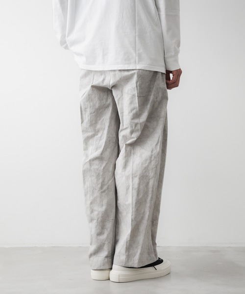 ATTACHMENT（アタッチメント）の「コールドダイ コットン・リネンツイル ２タックワイドトラウザーズ / PIGMENT DYE CO/LI TWILL TWO PLEATS WIDE TROUSERS（スラックス・メンズ・ブルー系その他/ベージュ系その他・1/2/3）」の6枚目の写真