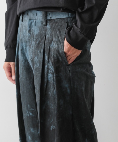 ATTACHMENT（アタッチメント）の「コールドダイ コットン・リネンツイル ２タックワイドトラウザーズ / PIGMENT DYE CO/LI TWILL TWO PLEATS WIDE TROUSERS（スラックス・メンズ・ブルー系その他/ベージュ系その他・1/2/3）」の18枚目の写真