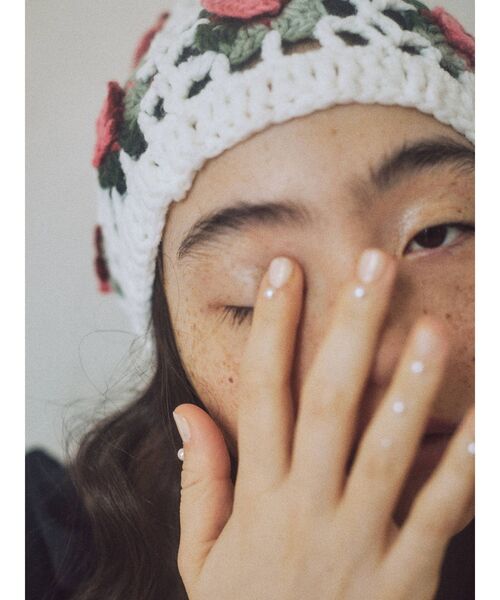 merry jenny(メリージェニー)の「gardenクロシェニットワッチ(ニットキャップ/ビーニー・レディース・オフホワイト/ブラック・FREE)」の13枚目の写真