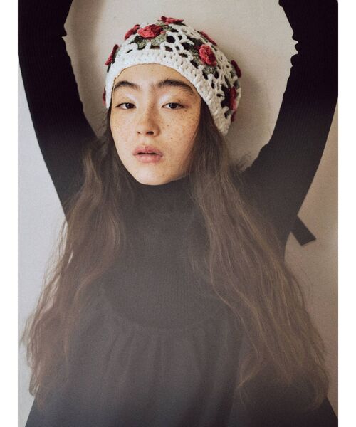 merry jenny(メリージェニー)の「gardenクロシェニットワッチ(ニットキャップ/ビーニー・レディース・オフホワイト/ブラック・FREE)」の15枚目の写真