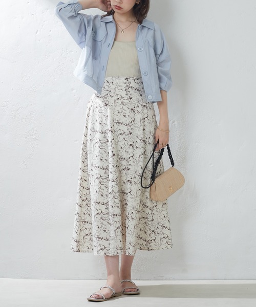 natural couture（ナチュラルクチュール）の「ほんのりシアーショートシャツブルゾン（ブルゾン・レディース・オフホワイト/サックスブルー/イエロー・FREE）」の19枚目の写真