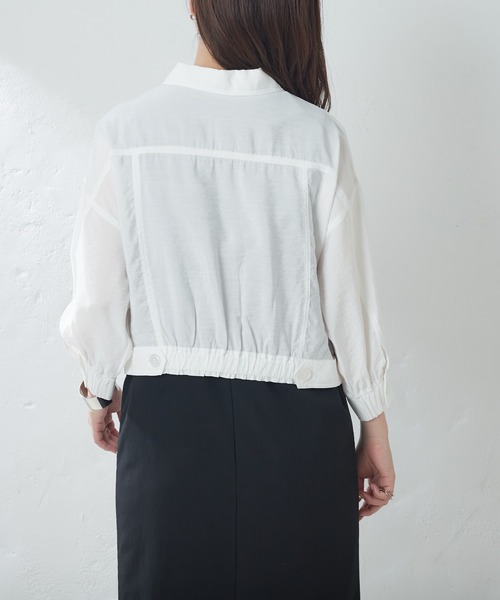 natural couture（ナチュラルクチュール）の「ほんのりシアーショートシャツブルゾン（ブルゾン・レディース・オフホワイト/サックスブルー/イエロー・FREE）」の18枚目の写真