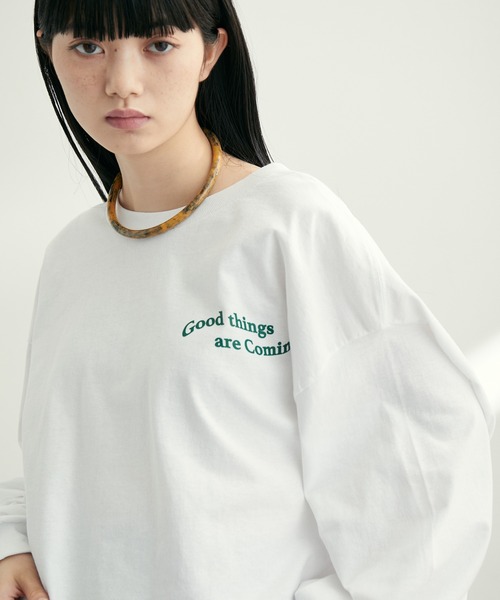 ADAM ET ROPE'(アダムエロペ)の「【WEB限定(一部店舗展開あり)】ロゴショートロンTEE(Tシャツ/カットソー・レディース・ブラック/レッド/グリーン・FREE)」の4枚目の写真