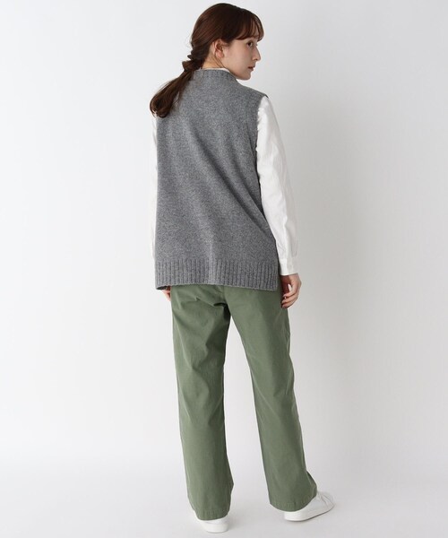 LAURA ASHLEY(ローラアシュレイ)の「ウールニットベスト(ベスト・レディース・ネイビー/ベージュ/グレー・38)」の20枚目の写真