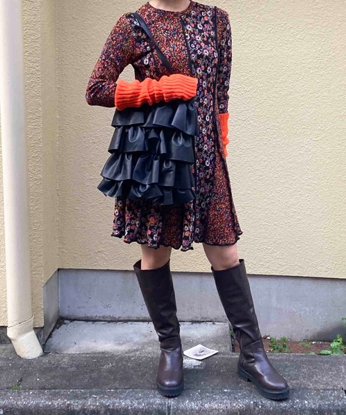 Casselini（キャセリーニ）の「Casselini(キャセリーニ)フリルトートバッグ（トートバッグ・レディース・ブラック/シルバー/グリーン/アイボリー/カーキ/イエロー/ベージュ・FREE）」の21枚目の写真