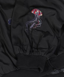 ScoLar（スカラー）の「123608：クラゲキノコ刺繍ブルゾン（ブルゾン