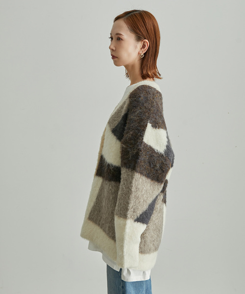 ROPE' PICNIC(ロペピクニック)の「【emur】シャギーニットインターシャーカーディガン(カーディガン/ボレロ・レディース・ライトグレー/ベージュ/グレー/ブルー・38)」の14枚目の写真