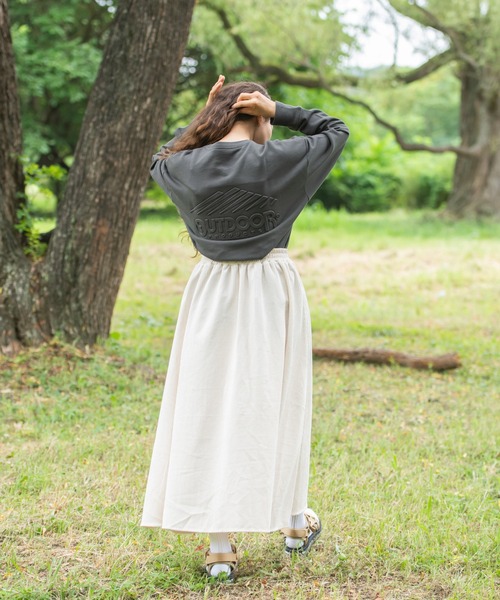 OUTDOOR PRODUCTS APPAREL（アウトドアプロダクツアパレル）の「USAコットン　エンボスバックプリント　ビッグシルエット　スウェットトレーナー（スウェット・レディース・ブラウン/チャコールグレー/オリーブ・FREE）」の17枚目の写真