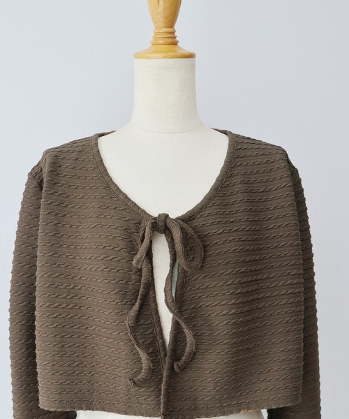 BLUEEAST（ブルーイースト）の「ケーブル柄リボンカーディガン（カーディガン/ボレロ・レディース・ブラック/ブラウン/アイボリー/グレー/ピンク/ベージュ/ブルー・MEDIUM）」の15枚目の写真
