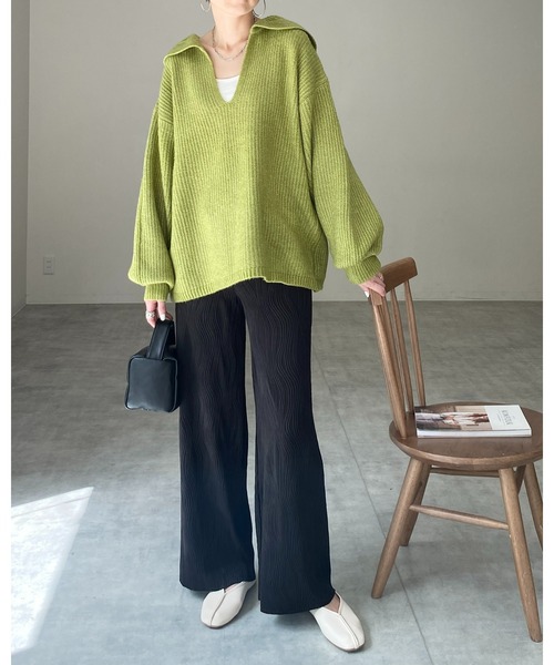 She's Closet（シーズクローゼット）の「モヘアライク深Vネックボリュームスリーブセーラーカラーリブニット（ニット/セーター・レディース・ブルー/グレー/アイボリー/ブラック/グリーン・FREE）」の19枚目の写真