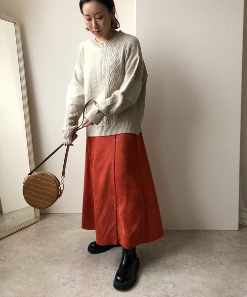 LHELBIE(レルビエ)の「フェザー切替ニットトップス(ニット/セーター・レディース・ブラック/グリーン/ベージュ・M)」の22枚目の写真