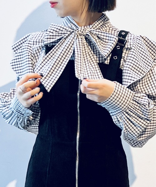 one way（ワンウェイ）の「ラッフルスリーブボウタイブラウス（シャツ/ブラウス・レディース・ライトピンク/ホワイト/ホワイト系その他・FREE）」の2枚目の写真