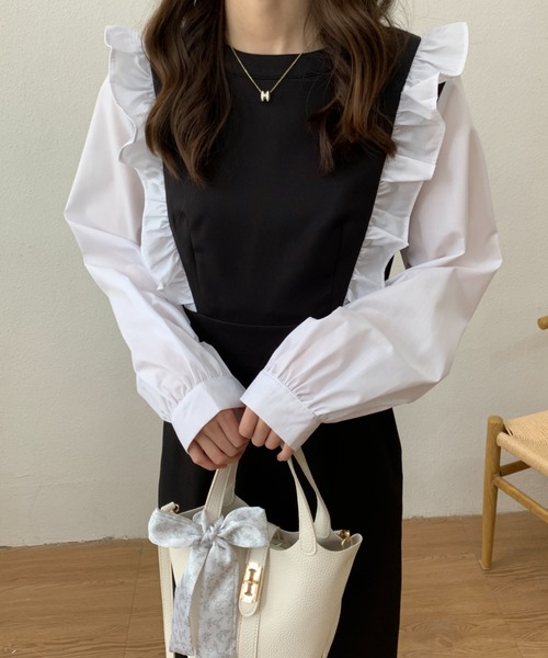 ABITOKYO(アビトーキョー)の「バイカラーショルダーフリルロングワンピース(ワンピース・レディース・ホワイト/ブルー・S/M)」の3枚目の写真