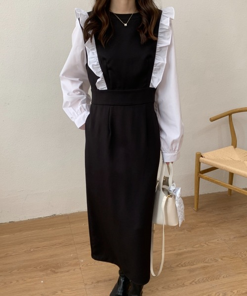 ABITOKYO(アビトーキョー)の「バイカラーショルダーフリルロングワンピース(ワンピース・レディース・ホワイト/ブルー・S/M)」の9枚目の写真