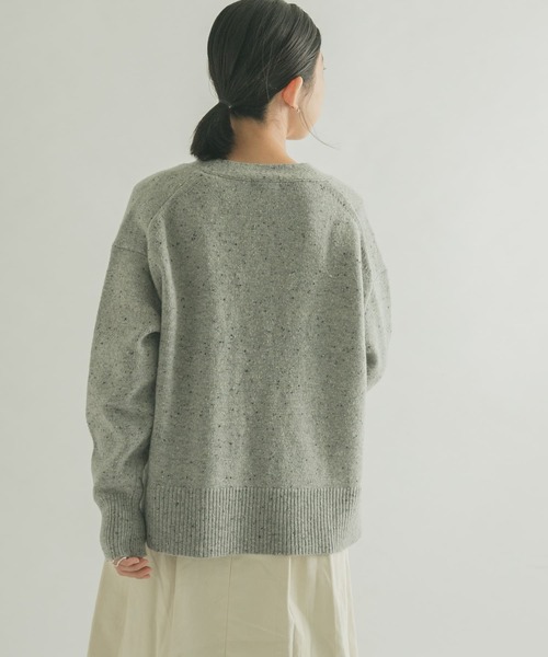 FORK&SPOON（フォークアンドスプーン）の「FORK&SPOON　ネップVネックショートカーディガン（カーディガン/ボレロ・レディース・ネイビー/ライトグレー・1）」の12枚目の写真