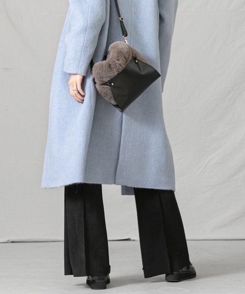 Gready Brilliant（グレディブリリアン）の「Ｗシャギーノーカラーコート（ノーカラーコート・レディース・グレイッシュベージュ/サックスブルー/ネイビー・38）」の20枚目の写真