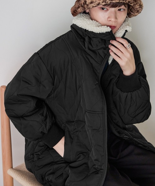 Fashion Letter（ファッションレター）の「ボア&キルティングミドルジャケット（ミリタリージャケット・レディース・カーキブラウン/アイボリー/ブラック・M）」の2枚目の写真