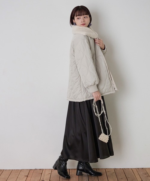 Fashion Letter（ファッションレター）の「ボア&キルティングミドルジャケット（ミリタリージャケット・レディース・カーキブラウン/アイボリー/ブラック・M）」の4枚目の写真