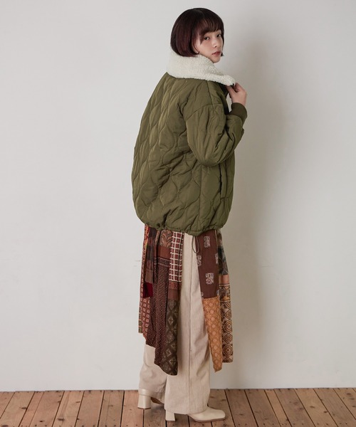 Fashion Letter（ファッションレター）の「ボア&キルティングミドルジャケット（ミリタリージャケット・レディース・カーキブラウン/アイボリー/ブラック・M）」の15枚目の写真