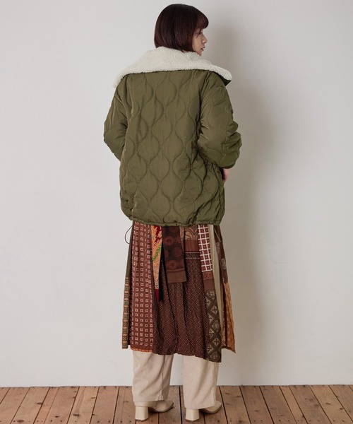 Fashion Letter（ファッションレター）の「ボア&キルティングミドルジャケット（ミリタリージャケット・レディース・カーキブラウン/アイボリー/ブラック・M）」の19枚目の写真