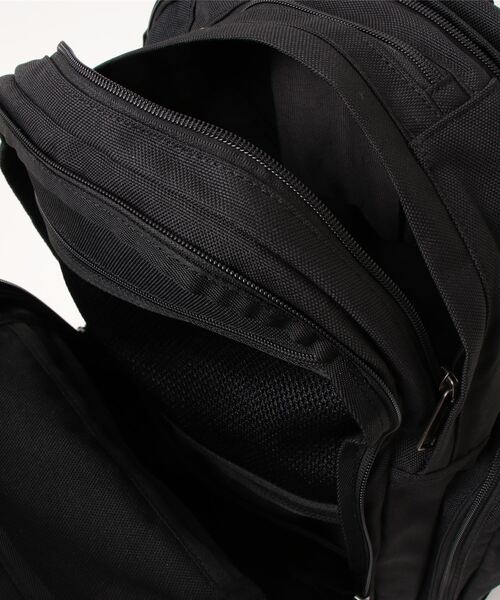 Carhartt WIP(カーハートダブリューアイピー)の「CARHARTT LEGACY DELUXE WORK PACK カーハート レガシィ デラックス ワーク バックパック(バックパック/リュック・メンズ・ブラック・FREE)」の21枚目の写真
