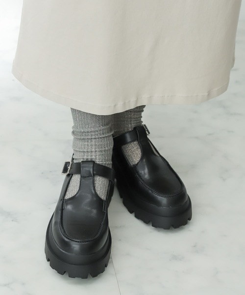 SENSE OF PLACE by URBAN RESEARCH（センスオブプレイスバイアーバンリサーチ）の「Tストラップボリュームソールシューズ（その他シューズ・レディース・アイボリー/ダークブラウン/ブラック・SMALL/MEDIUM/LARGE）」の2枚目の写真