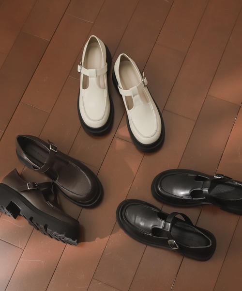 SENSE OF PLACE by URBAN RESEARCH（センスオブプレイスバイアーバンリサーチ）の「Tストラップボリュームソールシューズ（その他シューズ・レディース・アイボリー/ダークブラウン/ブラック・SMALL/MEDIUM/LARGE）」の10枚目の写真