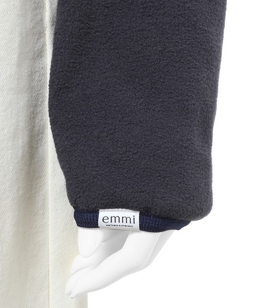 emmi（エミ）の「【emmi yoga】クロップドフリースブルゾン