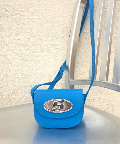 WHO'S WHO gallery(フーズフーギャラリー)の「【SLOPPY/スロッピー】Sロゴミニショルダー(ショルダーバッグ・レディース・サックスブルー/パープル/ブラック/レッド/イエロー/シルバー・FREE)」の2枚目の写真