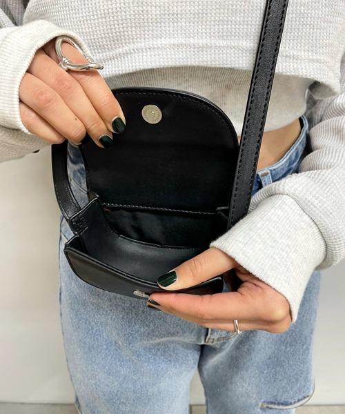 WHO'S WHO gallery(フーズフーギャラリー)の「【SLOPPY/スロッピー】Sロゴミニショルダー(ショルダーバッグ・レディース・サックスブルー/パープル/ブラック/レッド/イエロー/シルバー・FREE)」の15枚目の写真