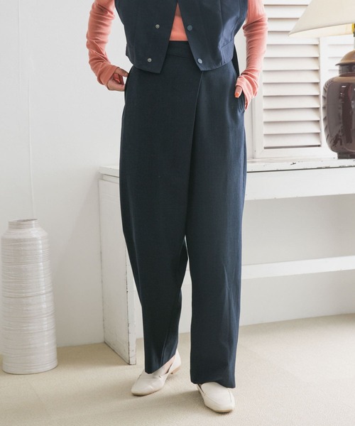KBF(ケイビーエフ)の「ルーズボトムアシメパンツ(その他パンツ・レディース・ベージュ/ネイビー/カーキ・ONE)」の3枚目の写真