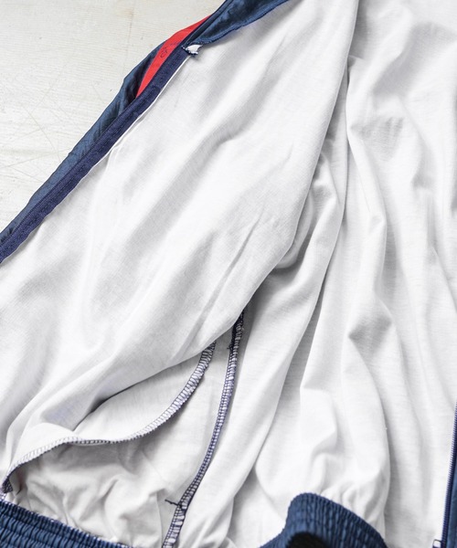 MILITARY（ミリタリー）の「実物 新品 デッドストック イタリア軍 国家憲兵隊 カラビニエリ ナイロン トレーニングジャケット（ナイロンジャケット・メンズ・ネイビー・56/58）」の14枚目の写真