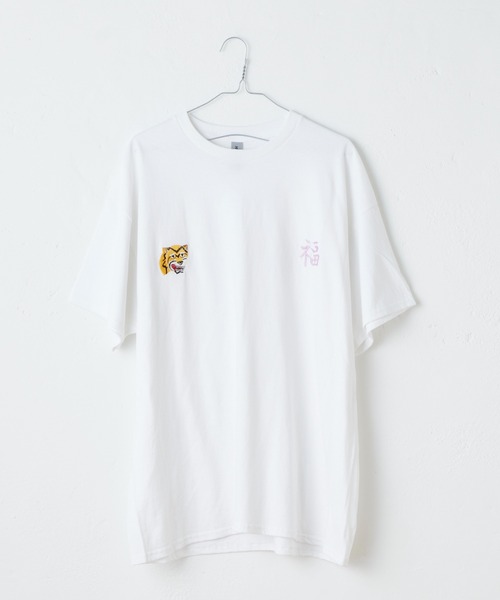 WHIMSIC（ウィムジック）の「【UNISEX】スーベニアショートスリーブTEE（Tシャツ/カットソー・メンズ・パープル/ホワイト/ライトグレー/ブラック/ブルー・FREE）」の2枚目の写真