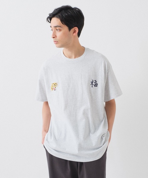 WHIMSIC（ウィムジック）の「【UNISEX】スーベニアショートスリーブTEE（Tシャツ/カットソー・メンズ・パープル/ホワイト/ライトグレー/ブラック/ブルー・FREE）」の6枚目の写真