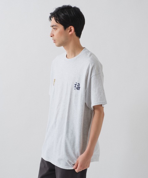WHIMSIC（ウィムジック）の「【UNISEX】スーベニアショートスリーブTEE（Tシャツ/カットソー・メンズ・パープル/ホワイト/ライトグレー/ブラック/ブルー・FREE）」の14枚目の写真