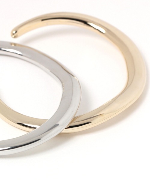 LEPSIM(レプシィム)の「メタルバングル 191117(ブレスレット・レディース・ゴールド/ゴールド系その他/シルバー・ONE SIZE)」の5枚目の写真