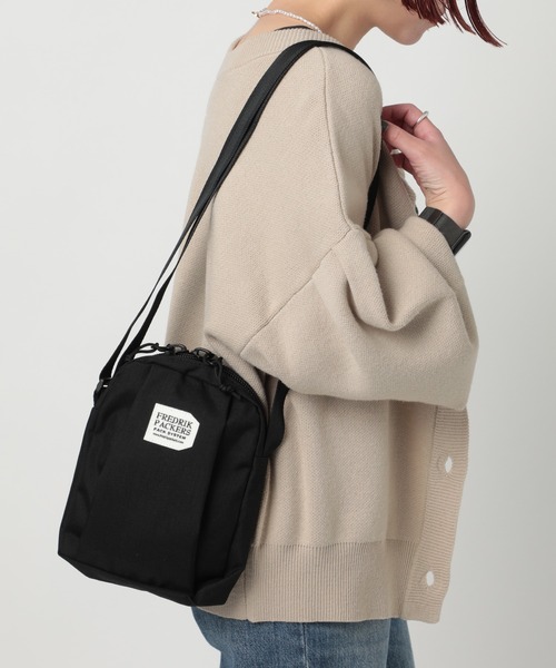 FREDRIK PACKERS(フレドリックパッカーズ)の「【FREDRIK PACKERS】500D DIVISION PACK(ショルダーバッグ・レディース・オリーブ/ベージュ/ブラック・FREE)」の20枚目の写真