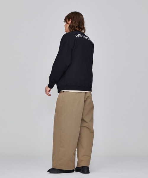 Iroquois（イロコイ）の「IROQUOIS イロコイ / HIGH COUNT RUBBER CLOTH WIDE CHINOS ハイカウントラバークロスワイドチノパンツ / 477201（チノパンツ・メンズ・モカ/ブラック・1/2/3）」の9枚目の写真