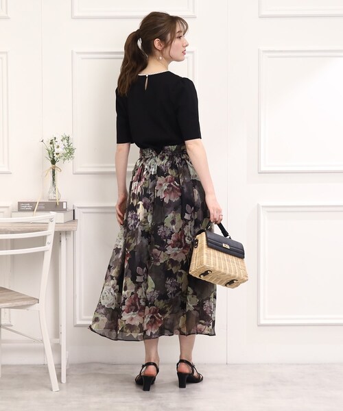 couture brooch（クチュールブローチ）の「◆【ネックレス要らずで華やか。】フェイクパールネックカットソー（Tシャツ/カットソー・レディース・オレンジ/アイボリー/ブラック・38/40/42/36）」の19枚目の写真
