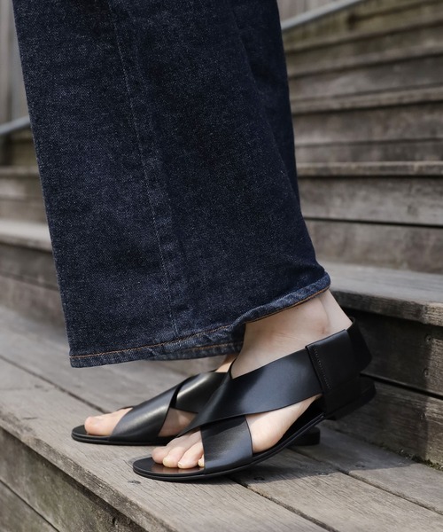 ROOPTOKYO（ループトウキョウ）の「LAOCOONTE/ラオコンテ DINA Tuscany フラット サンダル（サンダル・レディース・ブラック・37/38/36）」の12枚目の写真