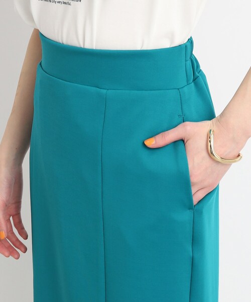 DRESKIP(ドレスキップ)の「◆【着やせ見えシルエット】ポンチサイドスリット ナロースカート(スカート・レディース・ライトブルー/オフホワイト/ネイビー・02/03/04)」の7枚目の写真