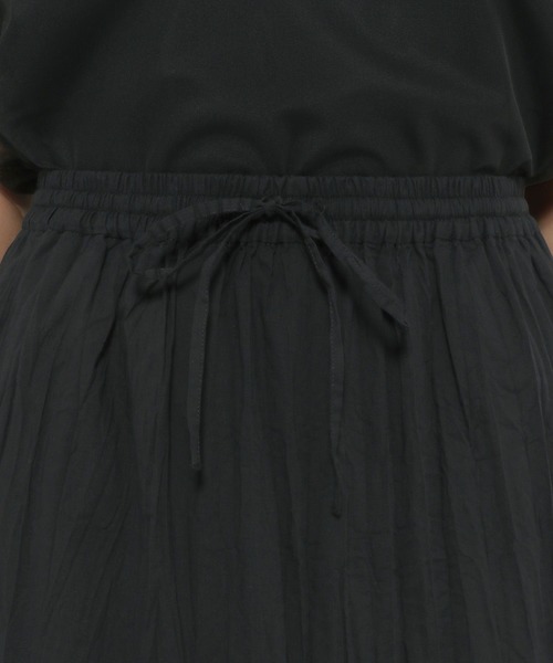 LEPSIM（レプシィム）の「クリンクルティアードスカート　178133（スカート・レディース・グリーン/オフホワイト/ブラック・FREE）」の15枚目の写真