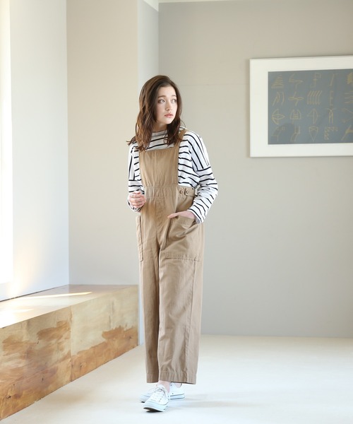 aity(アイティ)の「サイドビッグポケットサロペットパンツ(サロペット/オーバーオール・レディース・ベージュ/カーキ/ブラック・M)」の4枚目の写真